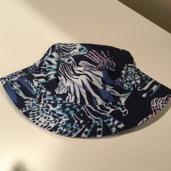 NWT Carter’s Reversible Sun Hat - Picture 3 of 5